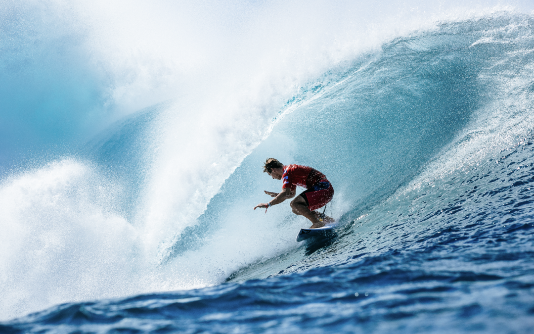 WA’S JACK ROBINSON SHINES ON THE OPENING DAY OF THE BILLABONG PRO PIPELINE HAWAII
