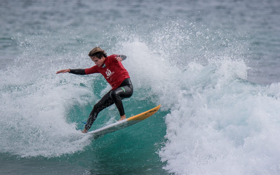 WEST OZ GROMMETS PREPARE FOR RND # 2 OF THE WOOLWORTHS STATE JUNIOR SURFING TITLES