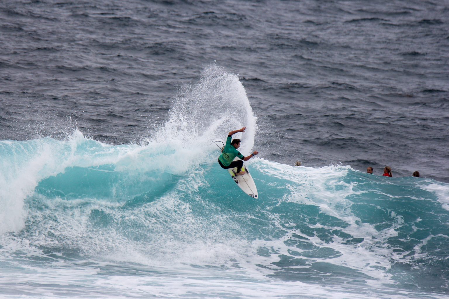 LOCAL SURFERS SET TO COMPETE FOR THIER SHOT INTO THE 2024 WSL MARGARET