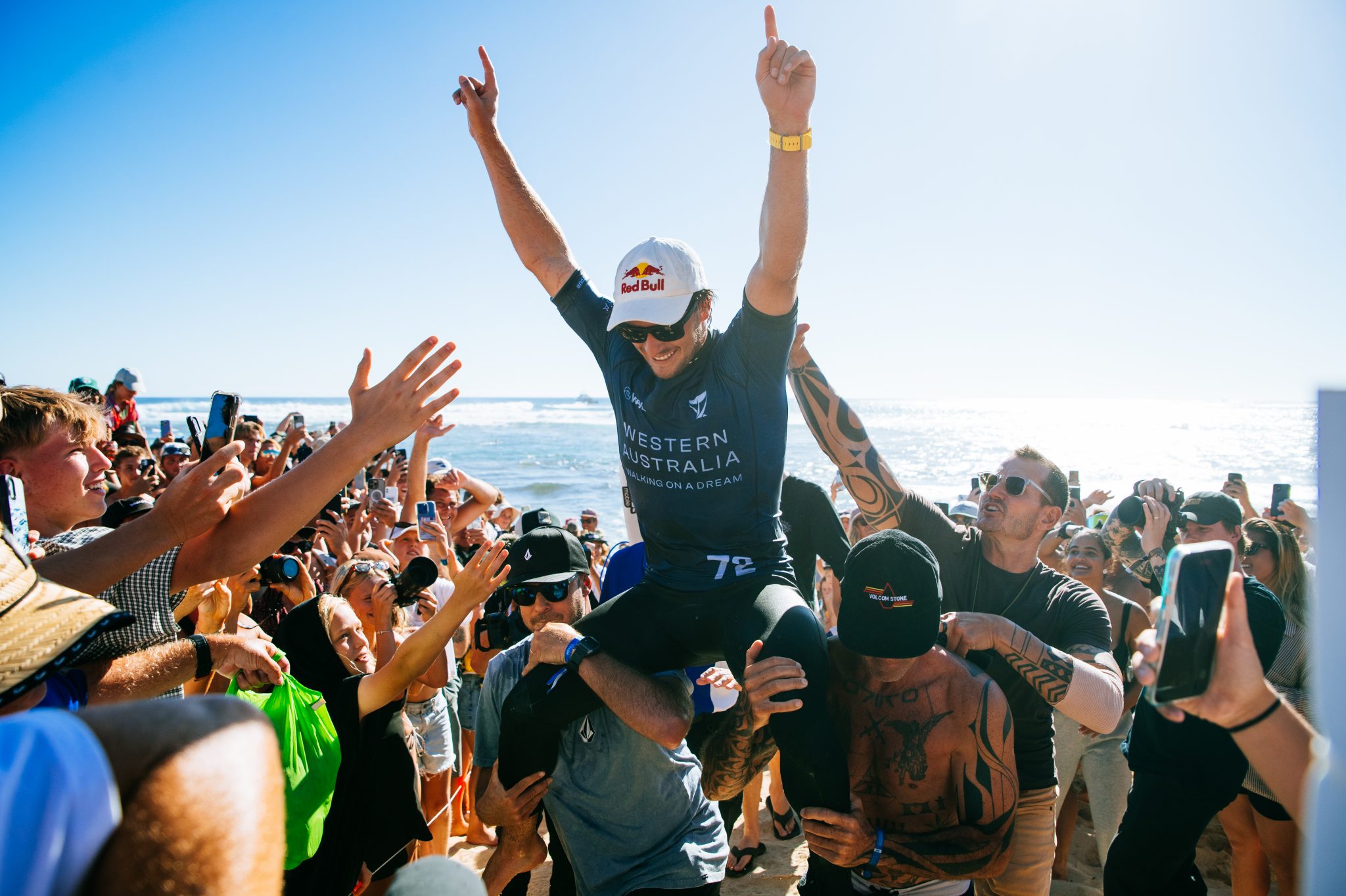 2024 WORLD CHAMPIONS TO BE DECIDED AT THE LEXUS WSL FINALS Surfing