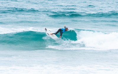 Swell picks up delivering punchy day of action at the Woolworths Australian Junior Surfing Titles