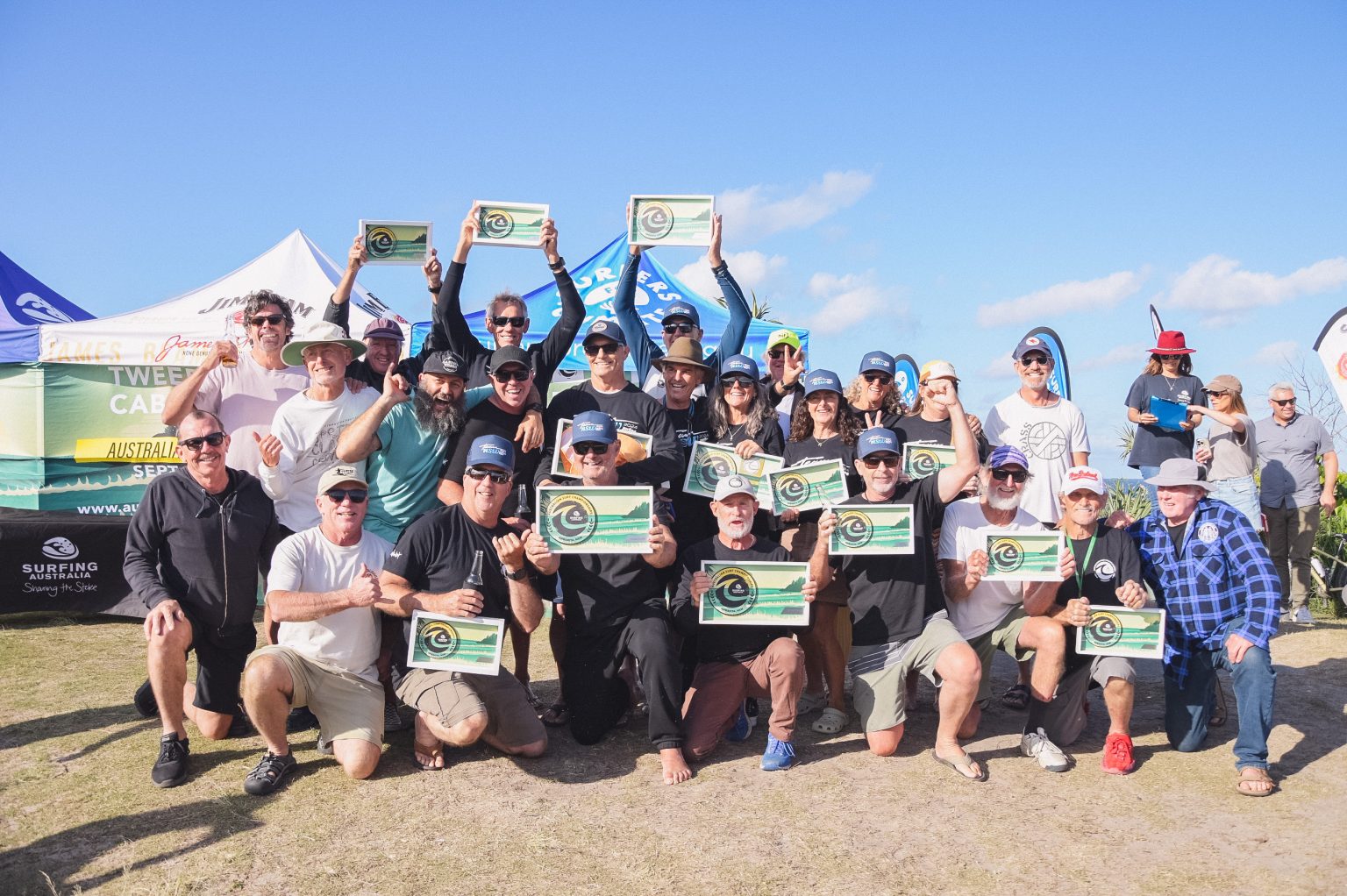 Aussie camaraderie shines at the Australian Longboard Titles Surfing