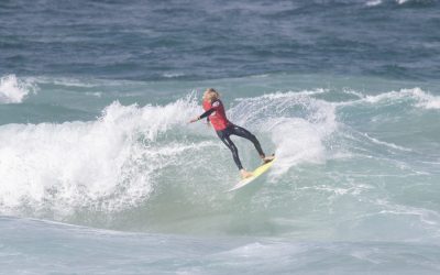 Woolworths Junior Surfing Titles kicks off at Gunnamatta Beach in tricky conditions