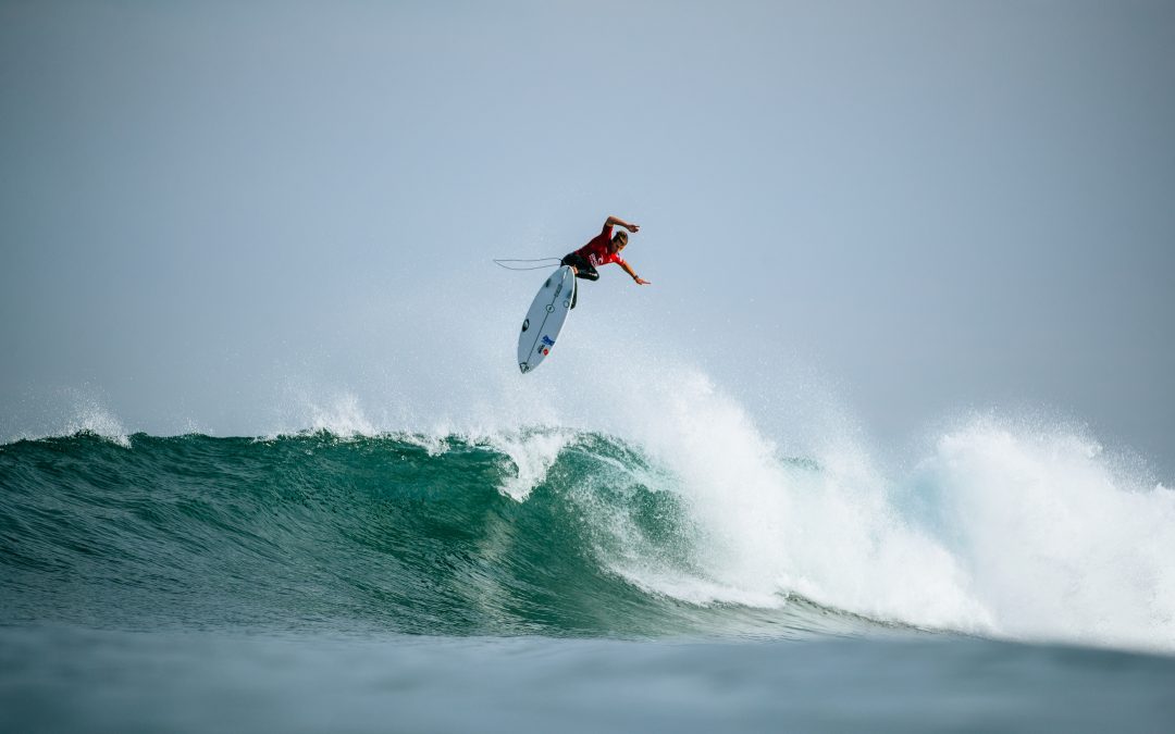 Stunning Performances in Round of 32 at Rip Curl Pro Bells Beach