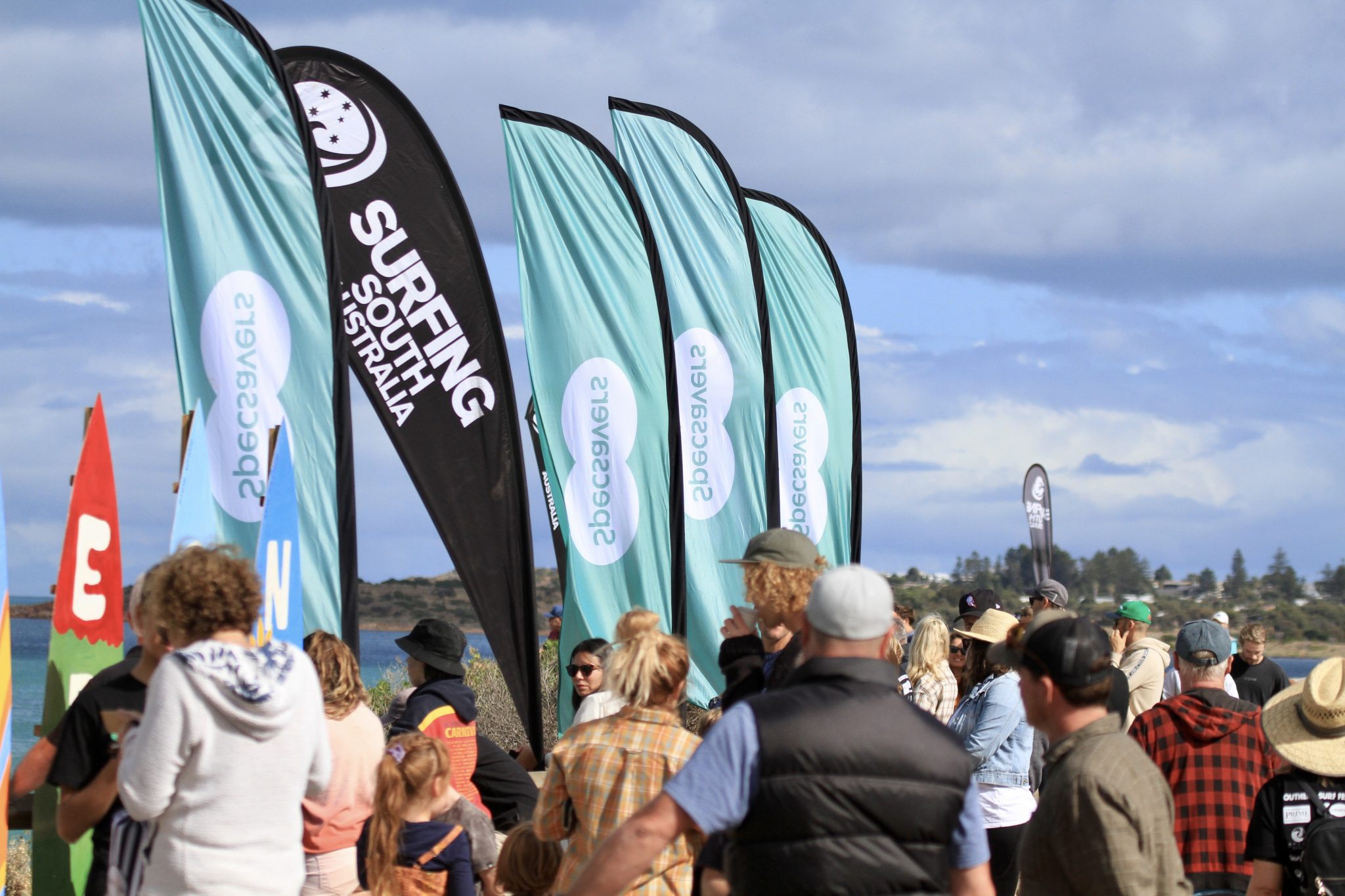 2021 Specsavers Victor Harbor Southern Surf Festival draws a crowd at