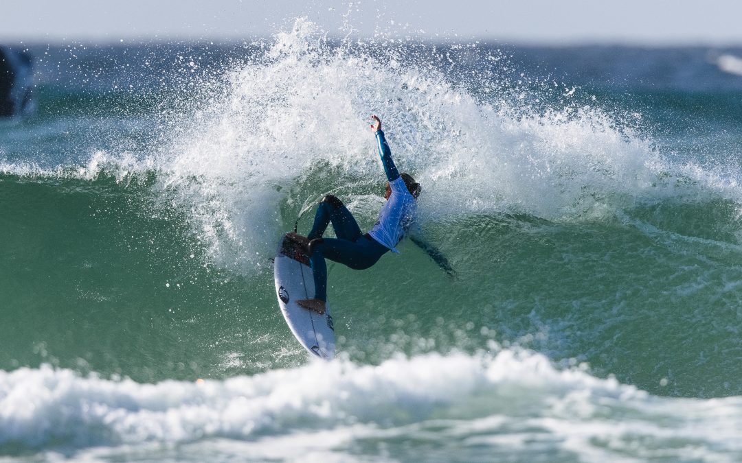 14-YEAR-OLD SIERRA KERR STEALS THE SHOW ON DAY TWO OF THE OAKBERRY TWEED COAST PRO