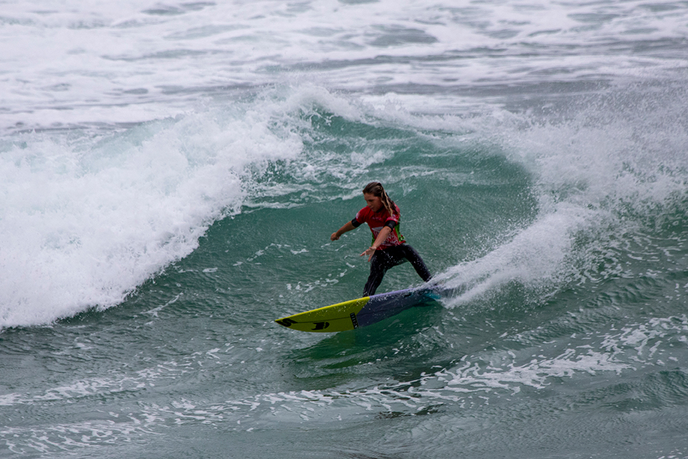 GROMMETS SHINE IN TRICKY SURF AT THE WOOLWORTHS SURFER GROMS COMP ON SYDNEY’S NORTHERN BEACHES.